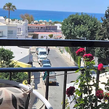 Myriama فندق أيا نابا